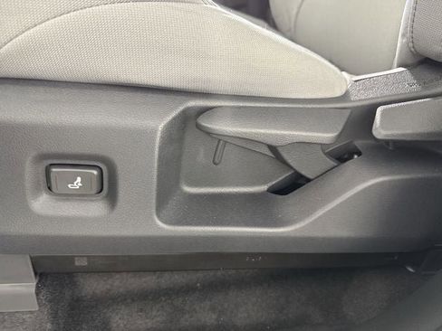 New 2025 Toyota Tacoma SR5 image 19