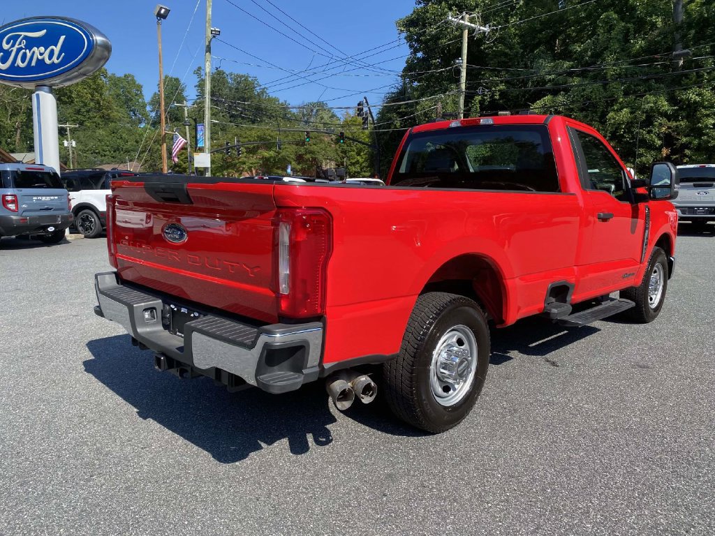 Used 2026 Ford F350 XL w/ XL Chrome Package RWD image 7