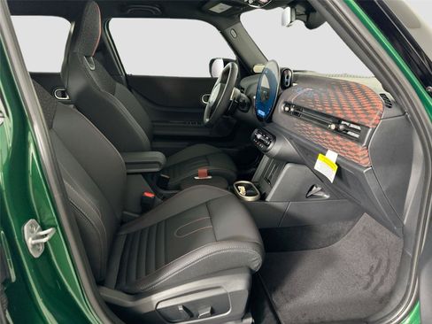 Used 2025 MINI Cooper S FWD image 22