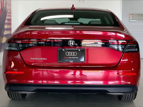 Used 2024 Honda Accord EX image 5