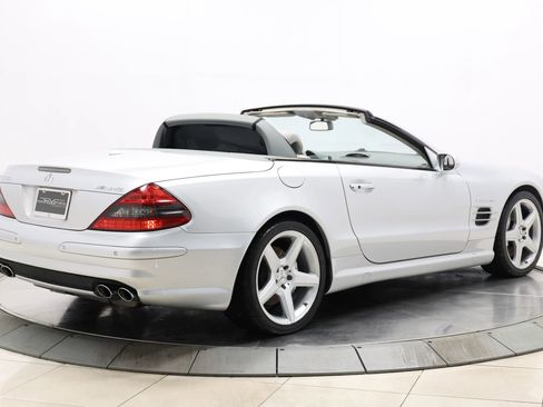 Used 2008 Mercedes-Benz SL 55 AMG w/ P1 Pkg image 4