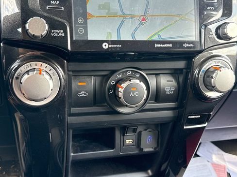 Used 2024 Toyota 4Runner TRD Off-Road Premium w/ Off Road Premium Plus Package AWD/4WD image 32