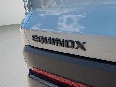 New 2026 Chevrolet Equinox RS FWD image 32