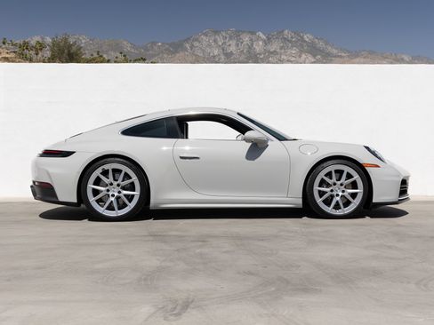 Certified 2025 Porsche 911 Carrera RWD image 8