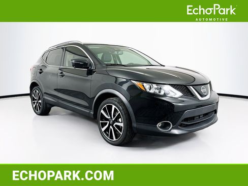 Used 2019 Nissan Rogue Sport SL w/ Premium Package image 1