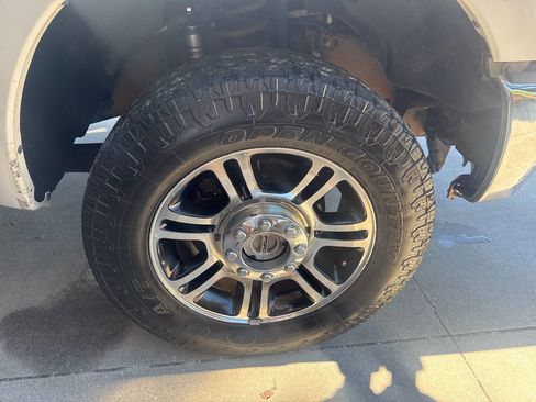 Used 2013 Ford F250 Platinum w/ Skid Plate Pkg AWD/4WD image 25