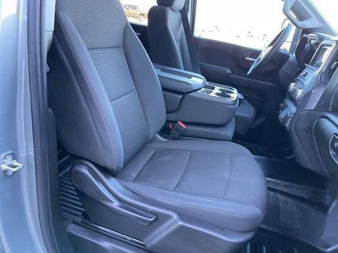 Used 2024 GMC Sierra 3500 Pro w/ Convenience Package image 16