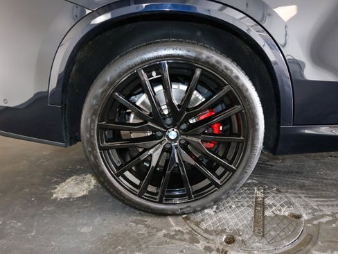 Used 2023 BMW X5 M50i w/ Executive Package image 57