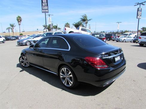 Used 2018 Mercedes-Benz C 300 Sedan image 6