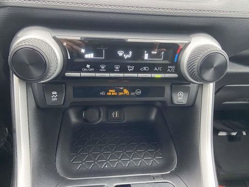 Used 2024 Toyota RAV4 LE image 25