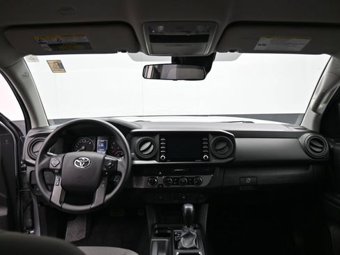 Certified 2022 Toyota Tacoma SR image 24