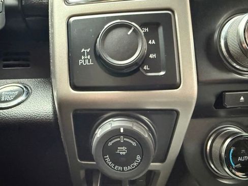 Used 2016 Ford F150 Lariat w/ Equipment Group 502A Luxury image 16