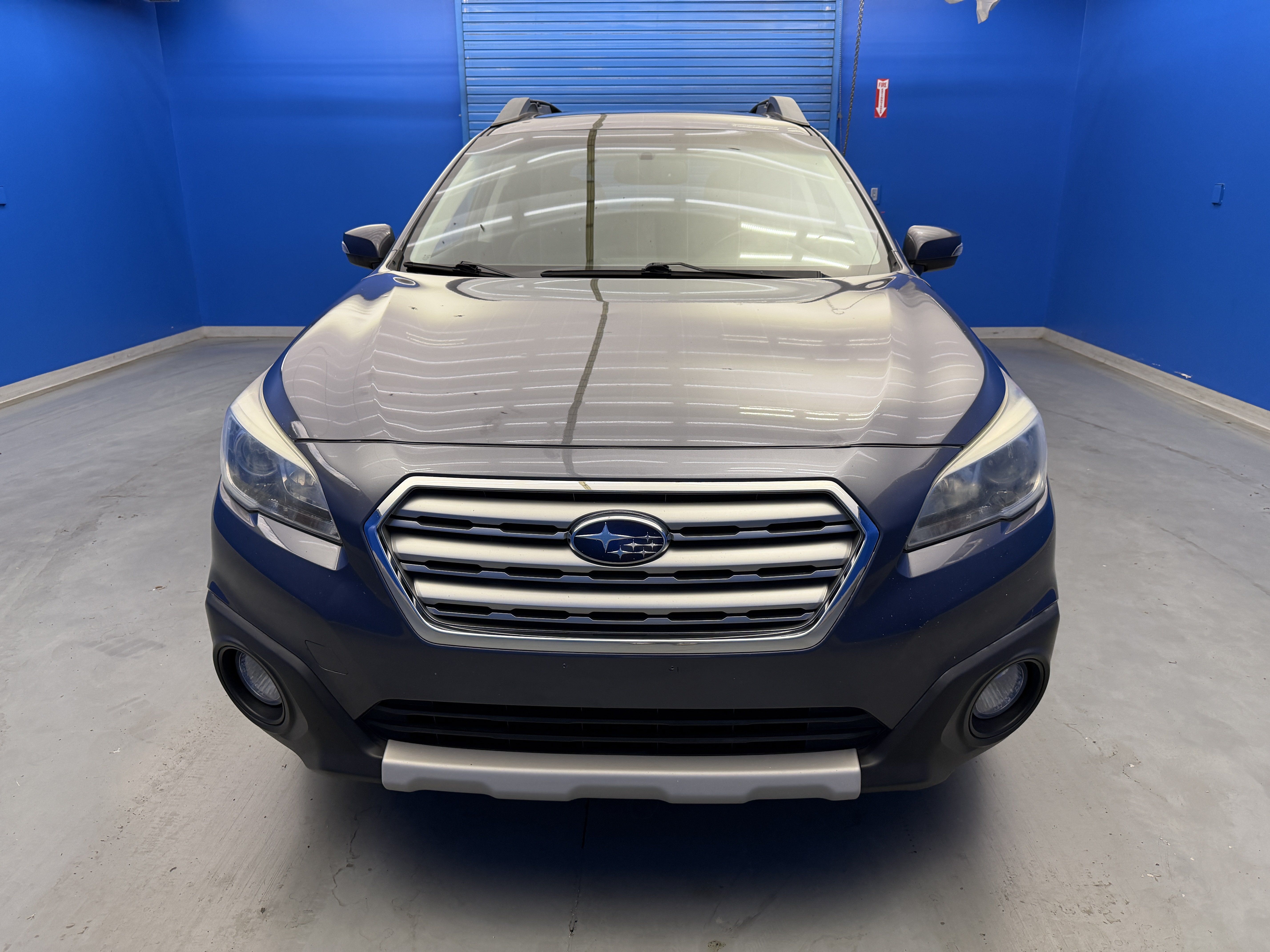 Used 2015 Subaru Outback 2.5i Limited AWD/4WD image 3