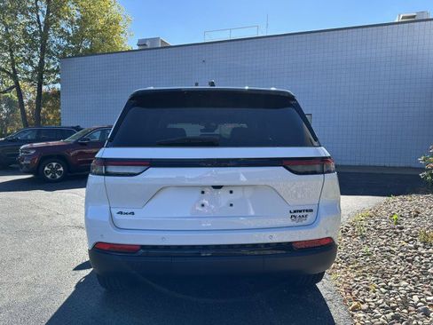 New 2025 Jeep Grand Cherokee Limited w/ Black Appearance Package image 5