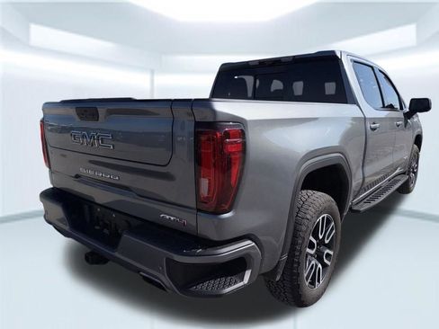 Used 2021 GMC Sierra 1500 AT4 w/ AT4 Premium Package AWD/4WD image 11
