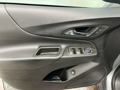 Used 2023 Chevrolet Equinox LT FWD image 20
