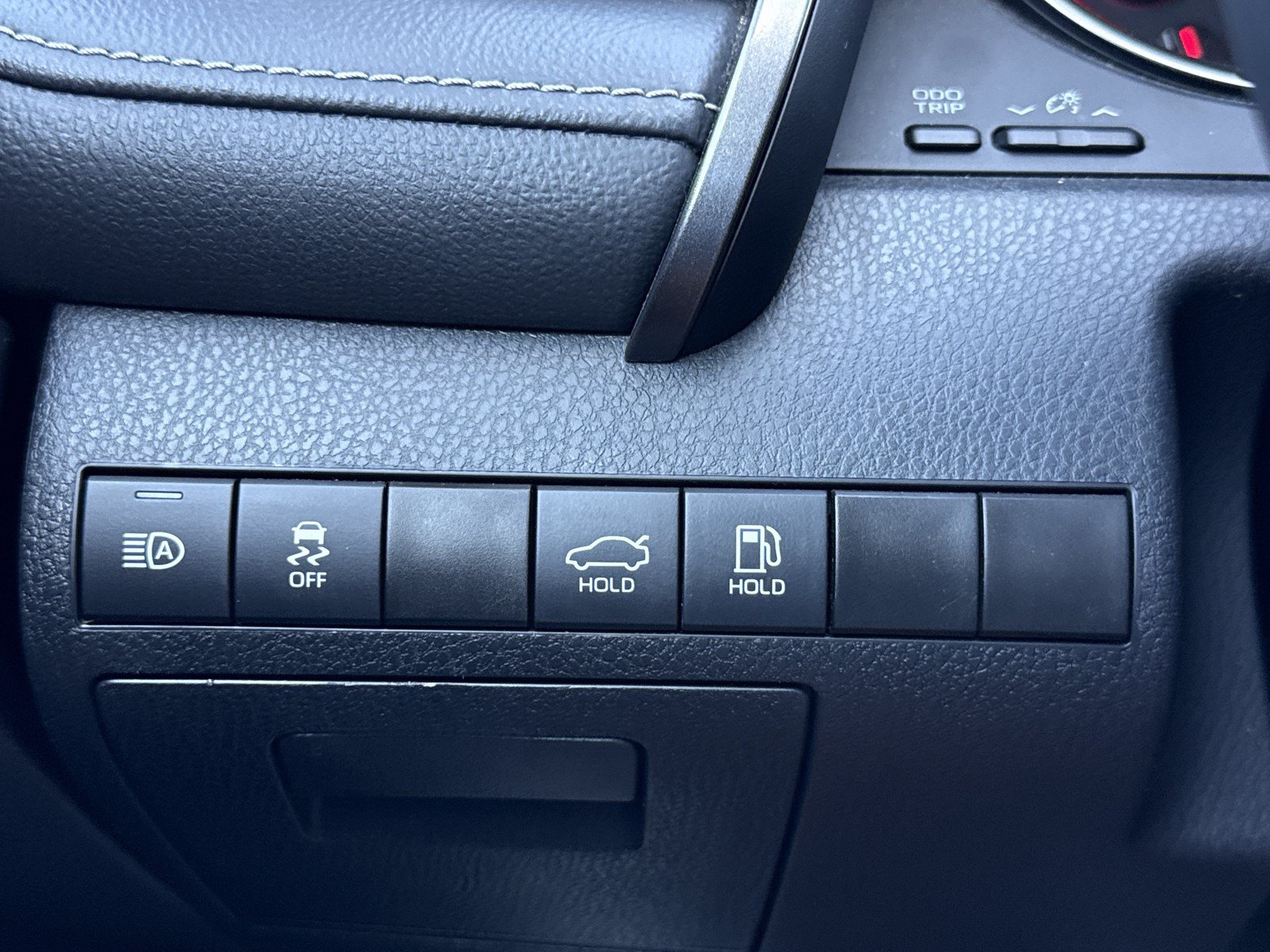 Used 2024 Toyota Camry XSE FWD image 18