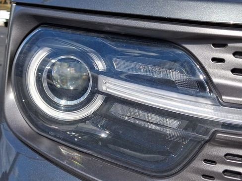 Used 2025 Ford Bronco Sport Badlands image 9