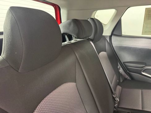 Used 2025 Kia Soul LX FWD image 29