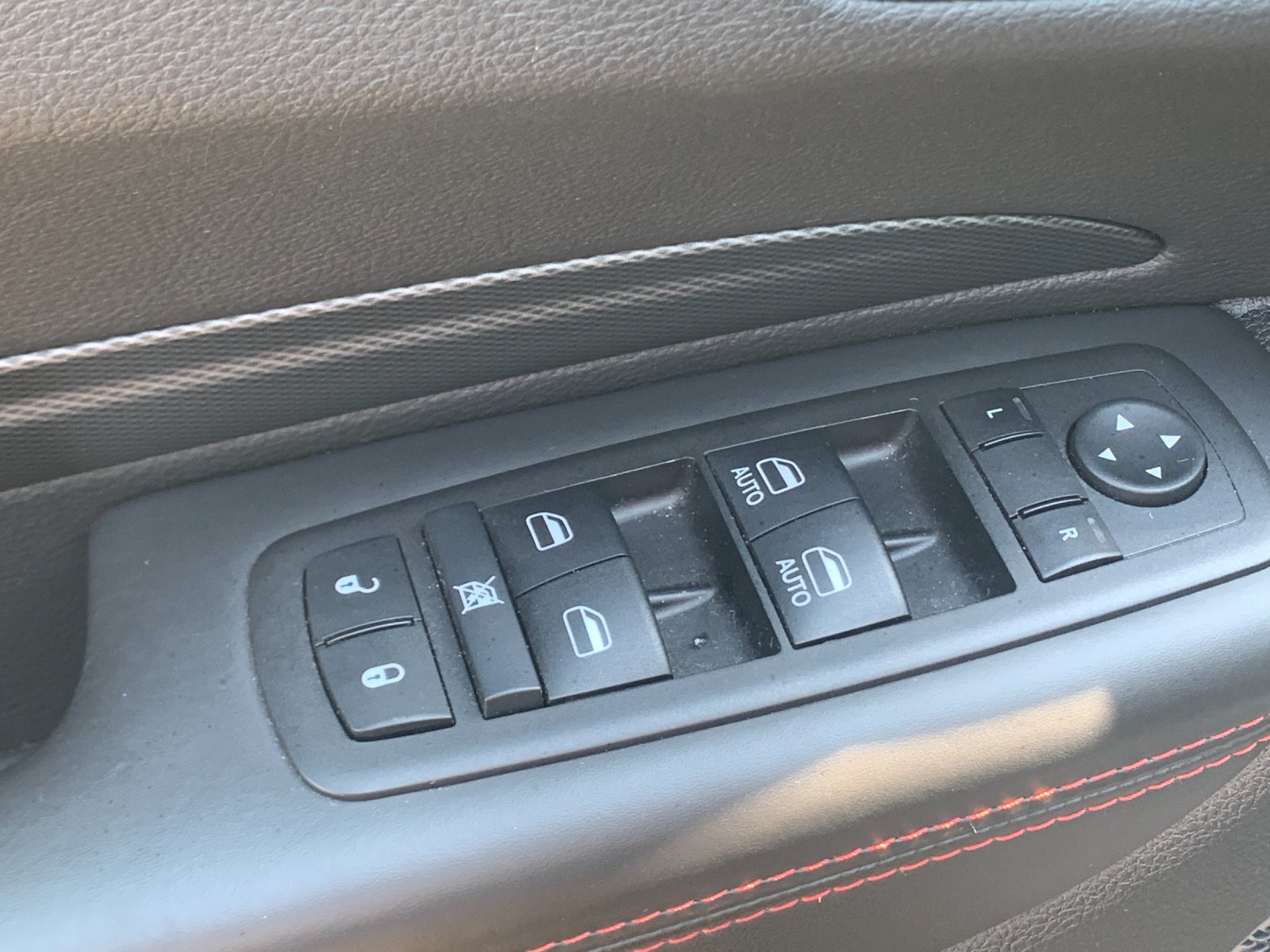 Used 2025 Dodge Durango R/T AWD/4WD image 14