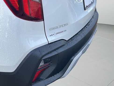 New 2026 Kia Seltos LX image 10