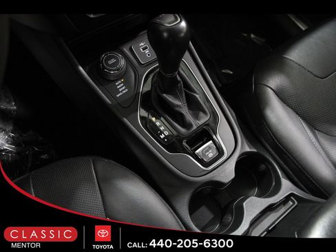 Used 2021 Jeep Cherokee Limited image 14