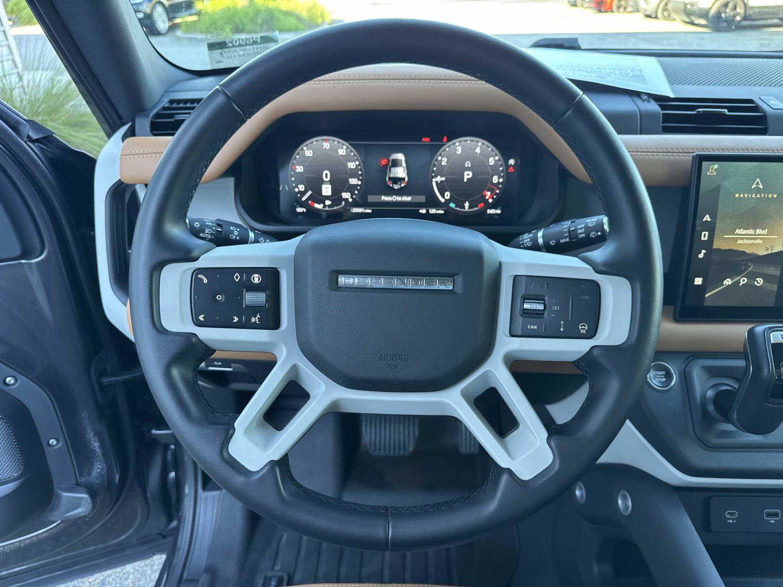 Certified 2024 Land Rover Defender 110 SE AWD/4WD image 28