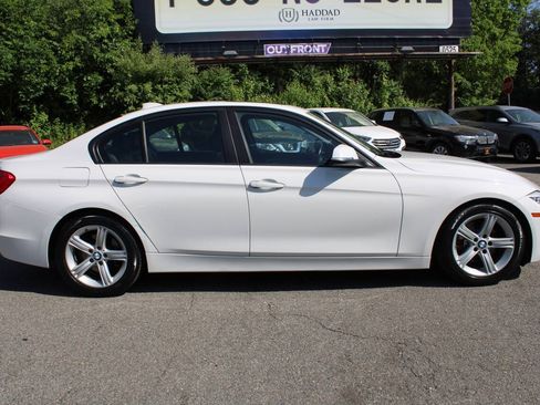 Used 2014 BMW 328i xDrive Sedan AWD/4WD image 6