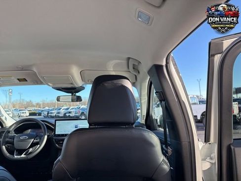 New 2026 Ford Escape SE w/ Class II Trailer Tow Package FWD image 29
