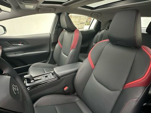 New 2026 Toyota Prius Plug-In Hybrid image 9