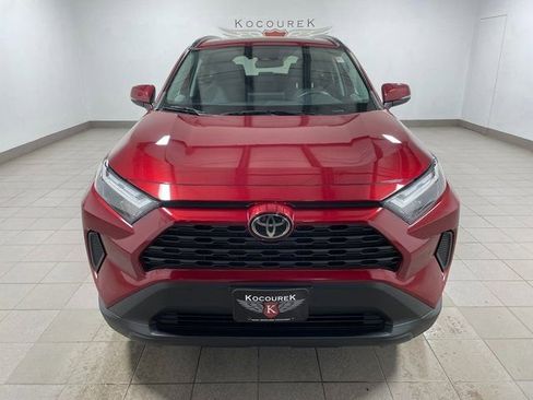 Used 2023 Toyota RAV4 XLE image 2