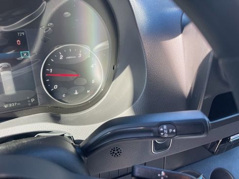 Used 2025 Mercedes-Benz Sprinter 2500 image 17