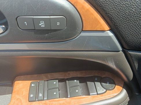 Used 2012 Buick Enclave Leather w/ Trailering Provision Package FWD image 14