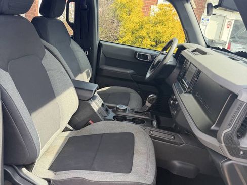 Used 2022 Ford Bronco 4-Door AWD/4WD image 8