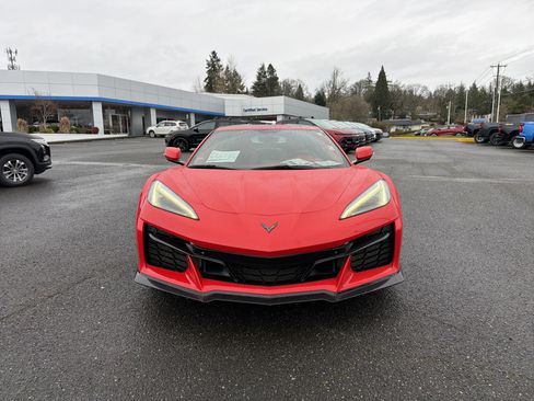 Used 2023 Chevrolet Corvette Z06 image 9