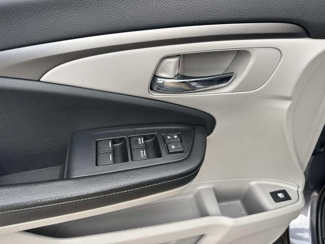 Used 2019 Honda Ridgeline RT image 19