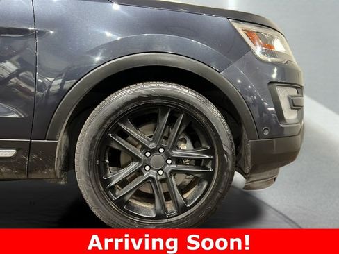Used 2017 Ford Explorer Limited w/ Equipment Group 301A image 34