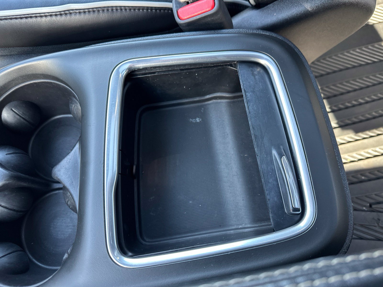 Used 2019 Chrysler Pacifica Limited FWD image 69
