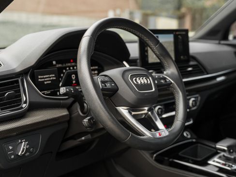 Used 2023 Audi SQ5 Premium Plus w/ Premium Plus Package image 9