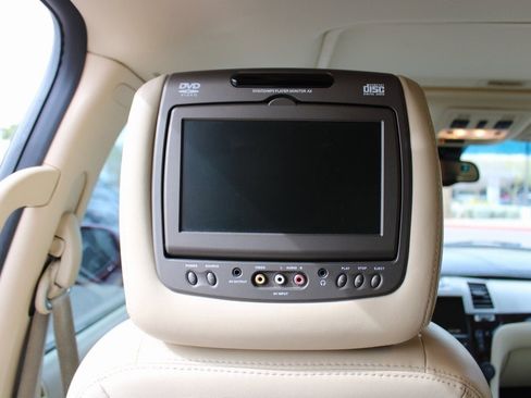 Used 2007 Cadillac Escalade AWD w/ Information Package image 14