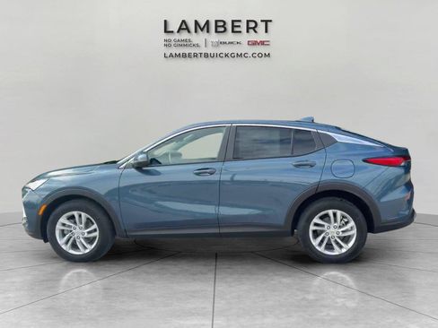 New 2026 Buick Envista Preferred w/ Convenience I Package FWD image 2