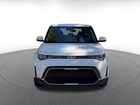 Used 2025 Kia Soul LX w/ LX Technology Package image 4