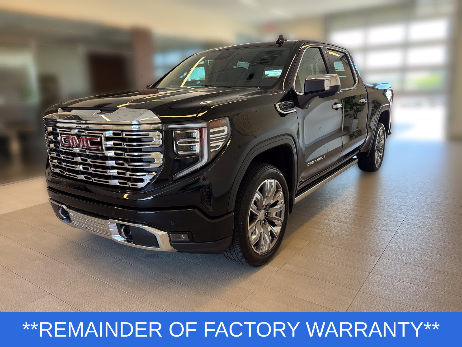 Used 2025 GMC Sierra 1500 Denali w/ Denali Reserve Package AWD/4WD image 4