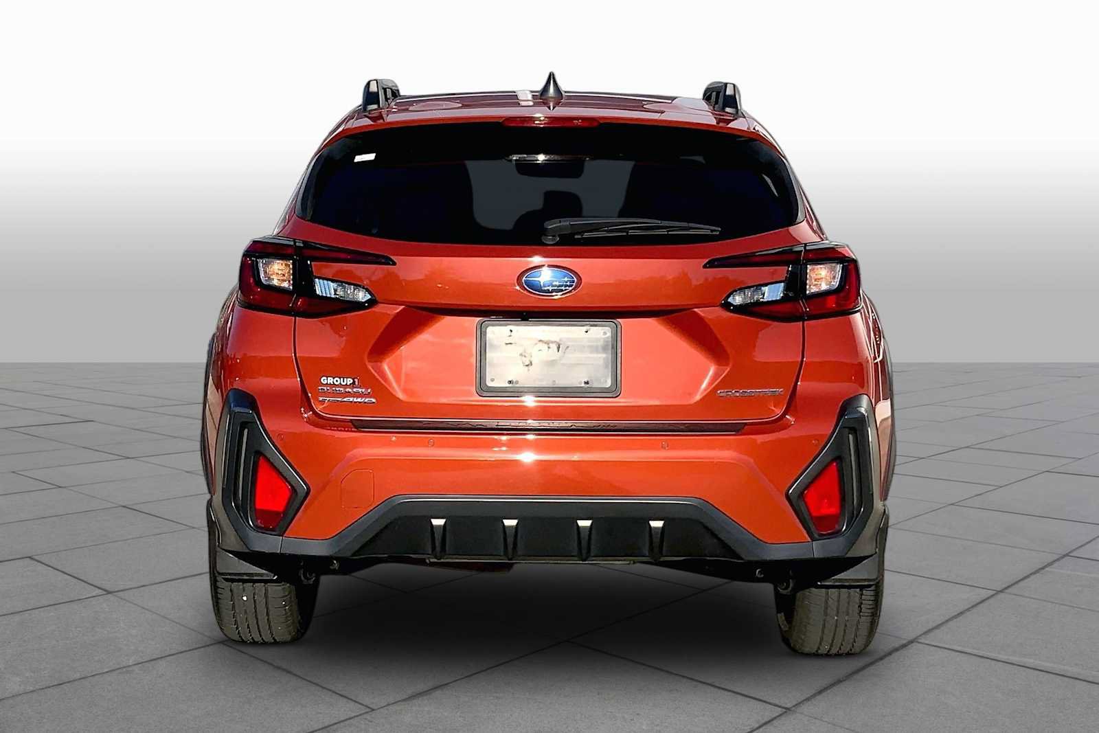 Used 2024 Subaru Crosstrek 2.5i Limited AWD/4WD image 4
