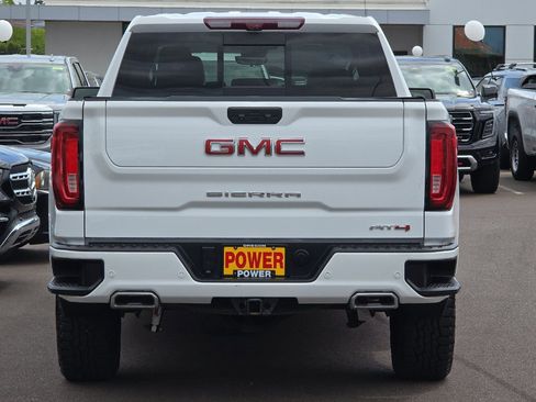 Used 2022 GMC Sierra 1500 AT4 w/ AT4 Premium Package AWD/4WD image 5