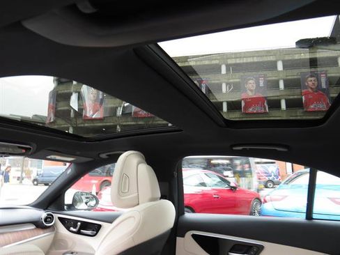 Used 2025 Mercedes-Benz C 300 4MATIC Sedan image 22