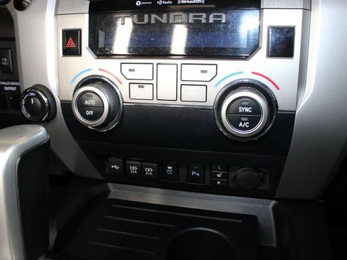 Used 2020 Toyota Tundra SR5 AWD/4WD image 11