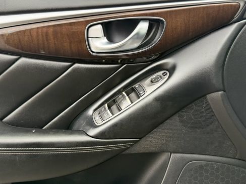 Used 2018 INFINITI Q50 Luxe RWD image 17