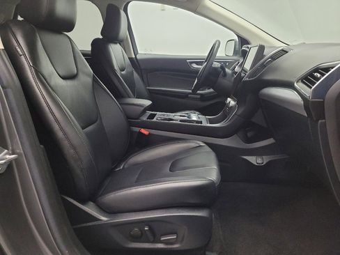 Used 2021 Ford Edge Titanium w/ Cargo Accessory Package image 21