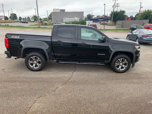 Used 2017 Chevrolet Colorado Z71 AWD/4WD image 4